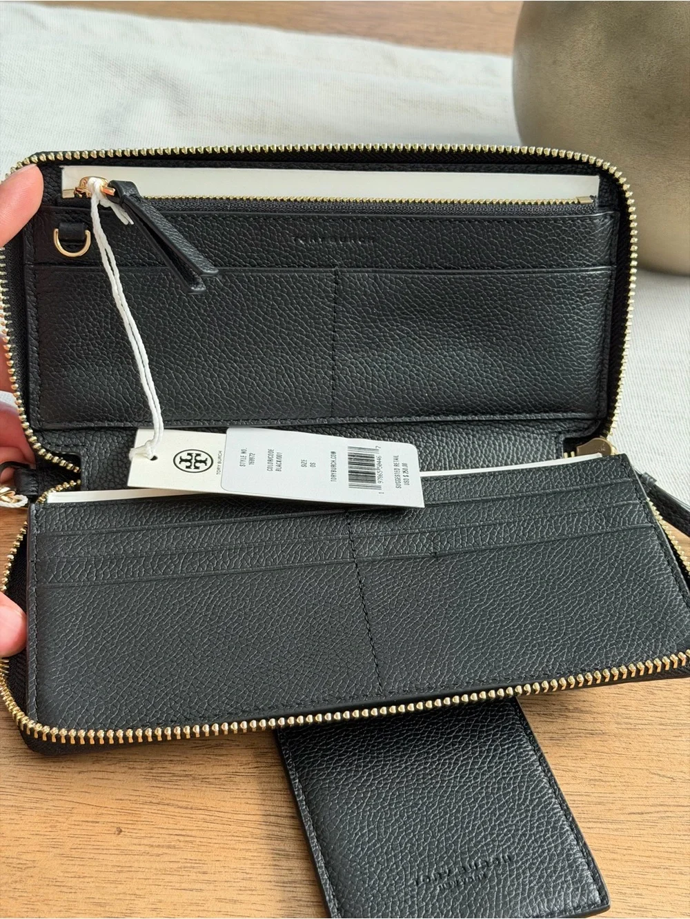 New Tory Burch Thea continental wallet with cardholder / wristlet in black color